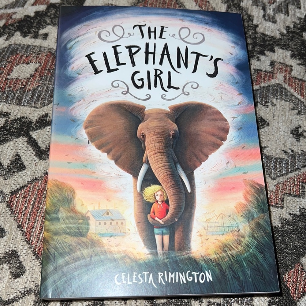 The elephant girl 
Book‎